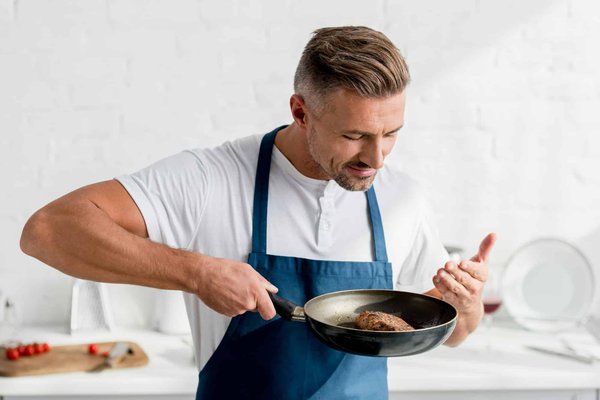 Quels sont les avantages apporté par un tablier de cuisine ?